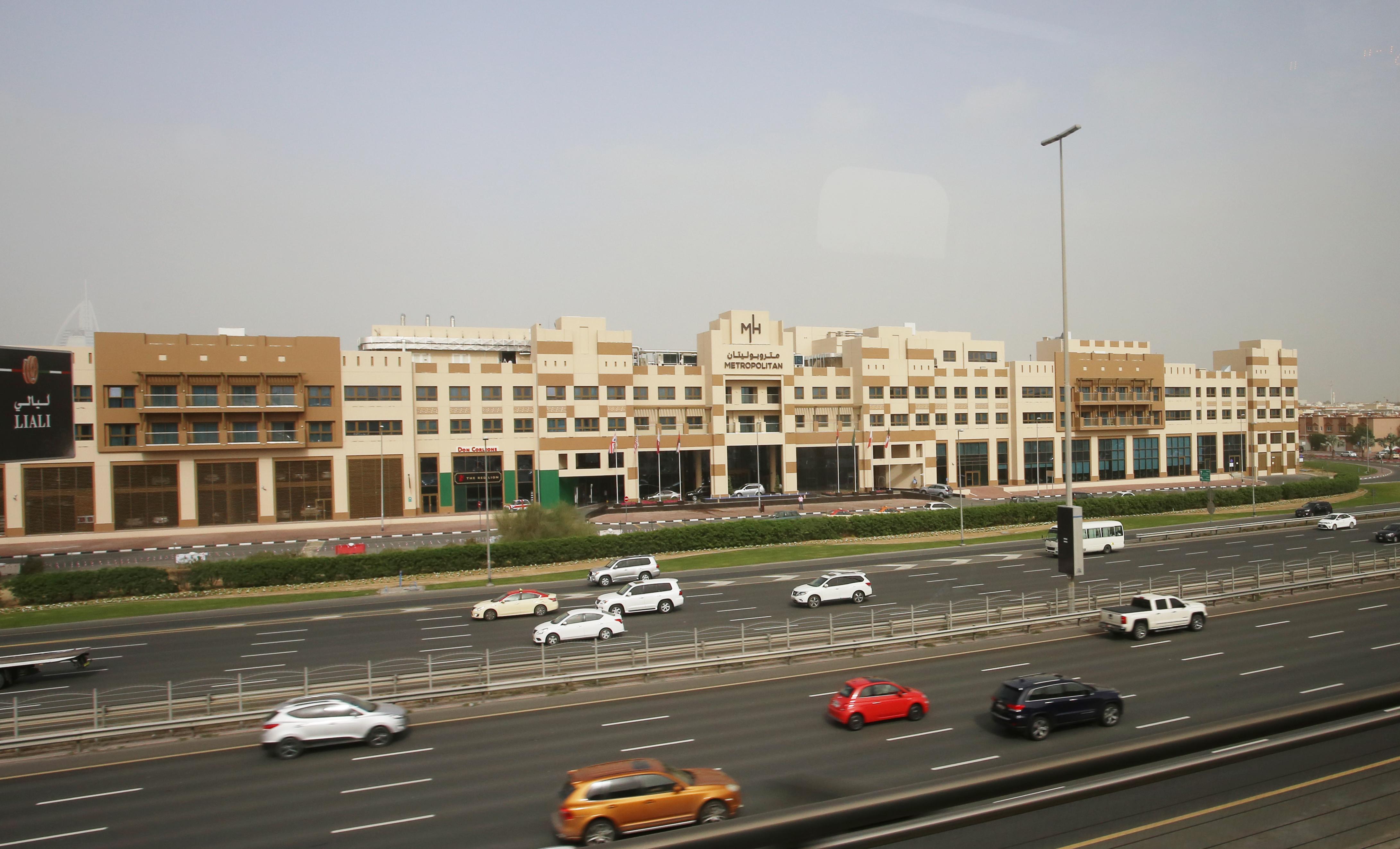Metropolitan Hotel Dubai Exterior foto